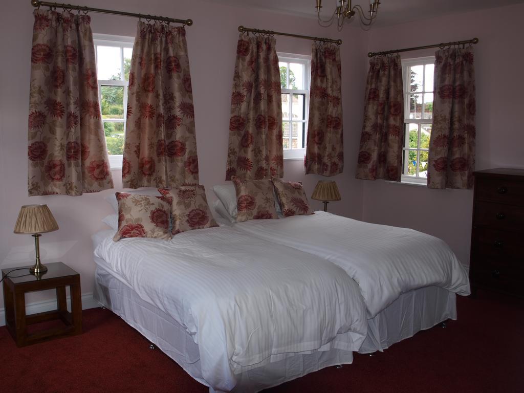 Manor Inn Galmpton 객실 사진
